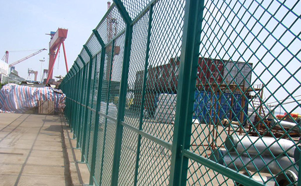 鋼板網護欄網 鋼板網護欄網