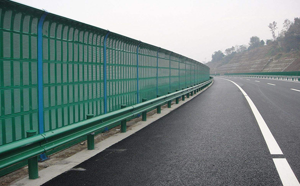 高速公路聲屏障 高速公路聲屏障